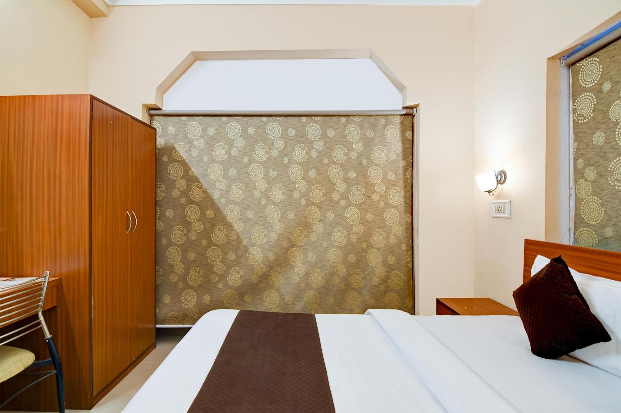 Salt Lake Inn Calcutta Buitenkant foto